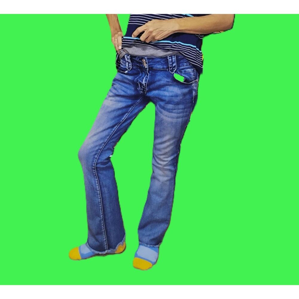 Love Soho Dark Wash Stretch Flare Jeans Size 5 | Whiskers Frayed Hem